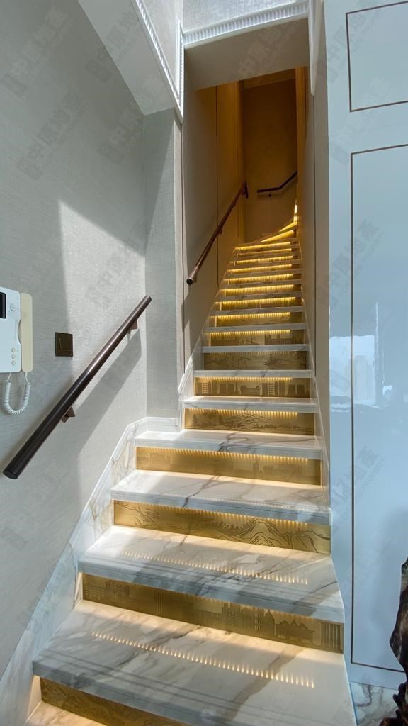 Unit Interior-Internal Staircase
