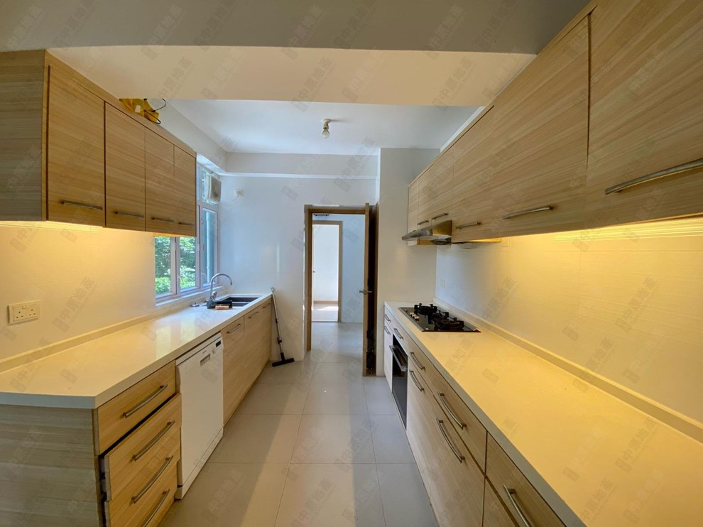 Unit Interior-Kitchen