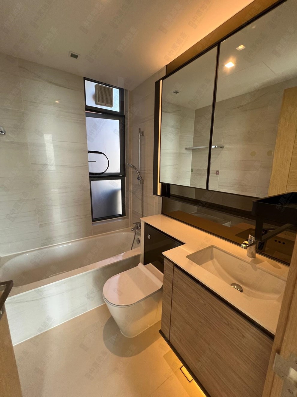 Unit Interior-Bathroom