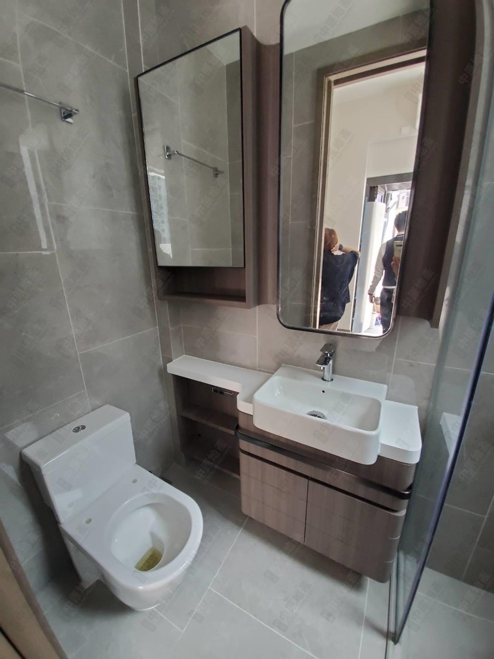 Unit Interior-Bathroom