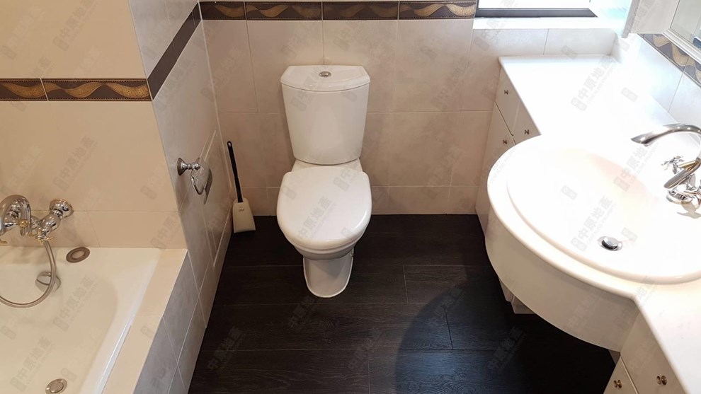 Unit Interior-Master Bathroom