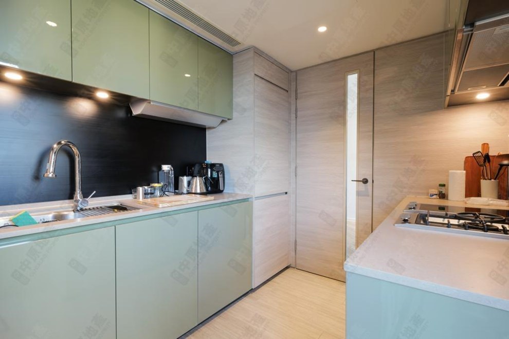 Unit Interior-Kitchen