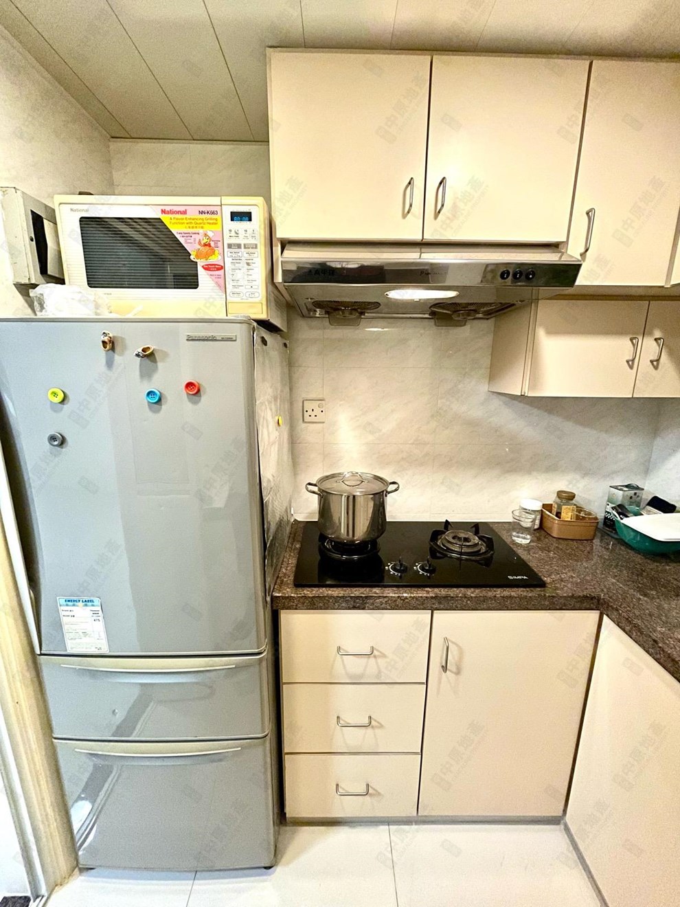 Unit Interior-Kitchen