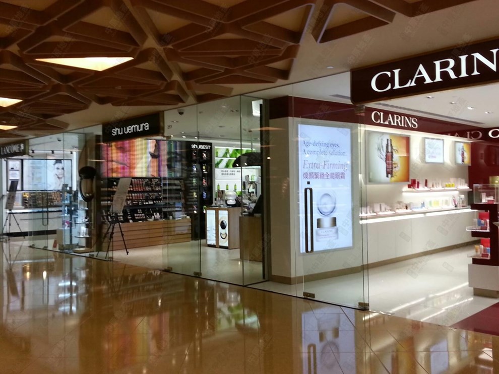 Nearby Environment-Shopping Mall