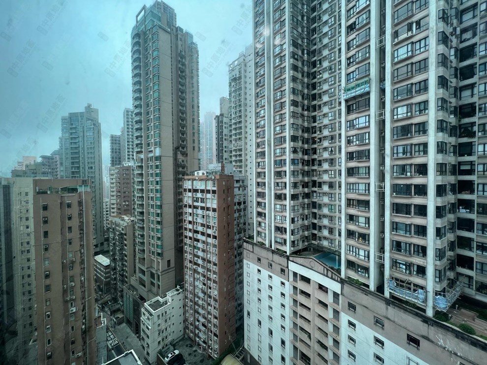 窗外景觀-由睡房