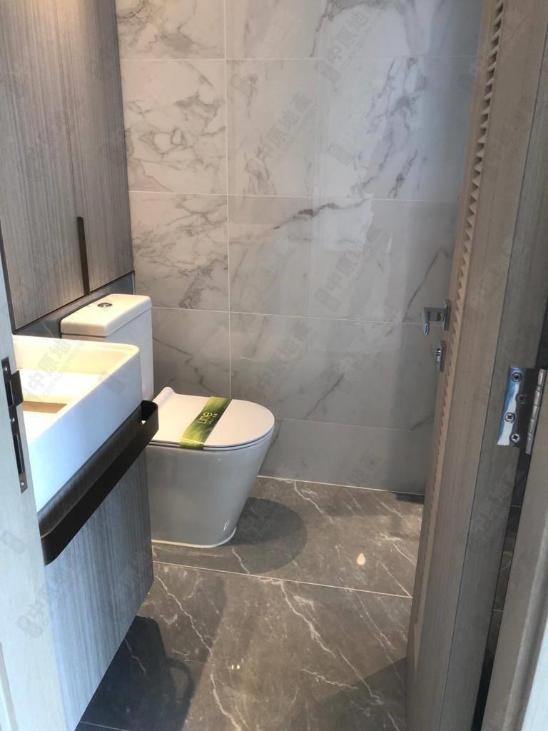 Unit Interior-Bathroom