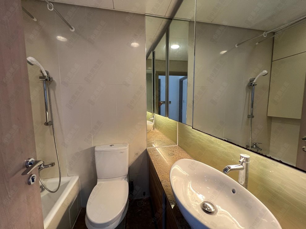 Unit Interior-Bathroom