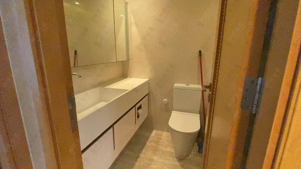 Unit Interior-Washroom
