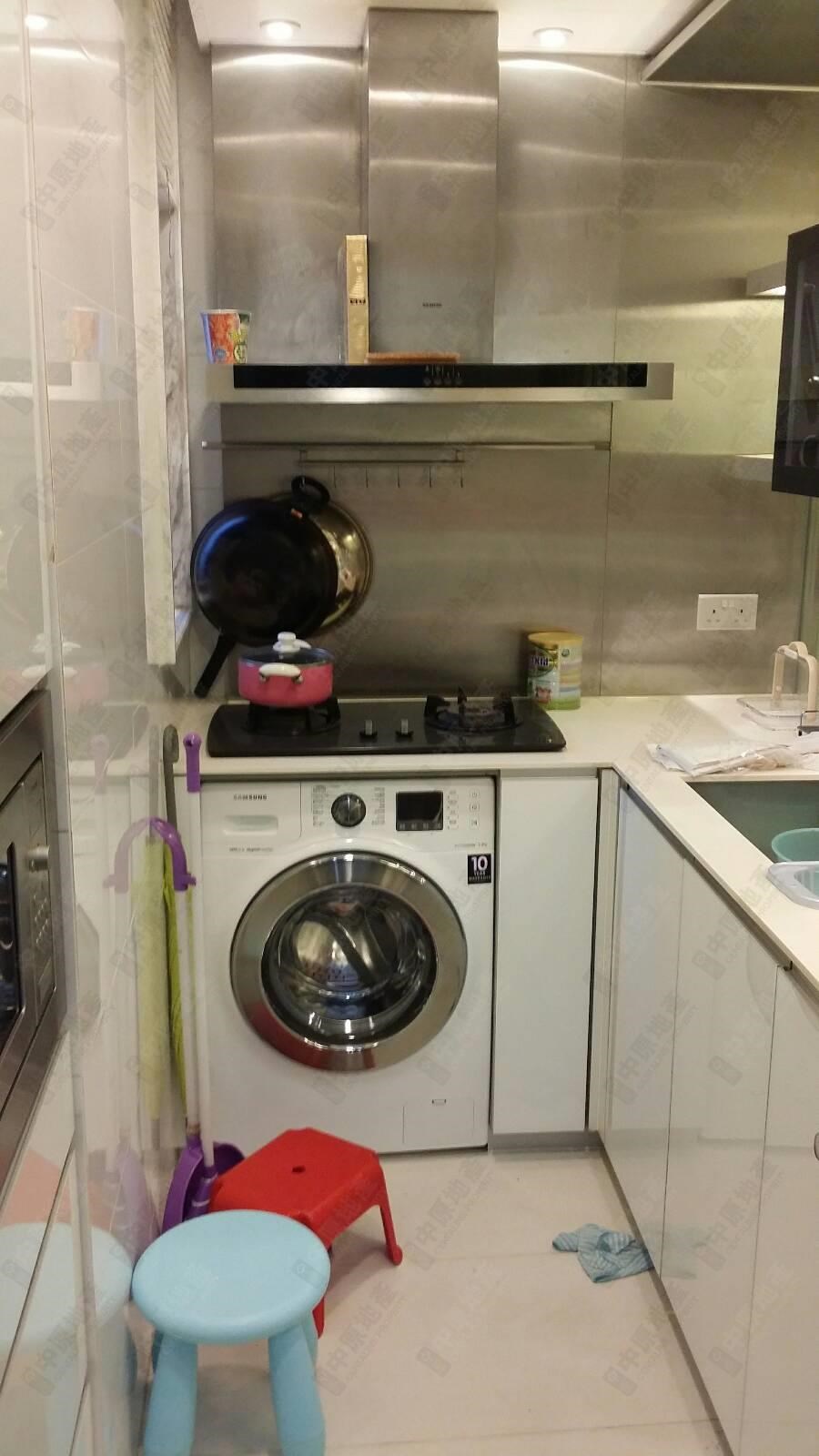 Unit Interior-Kitchen