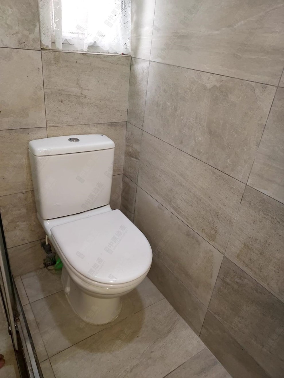 Unit Interior-Bathroom