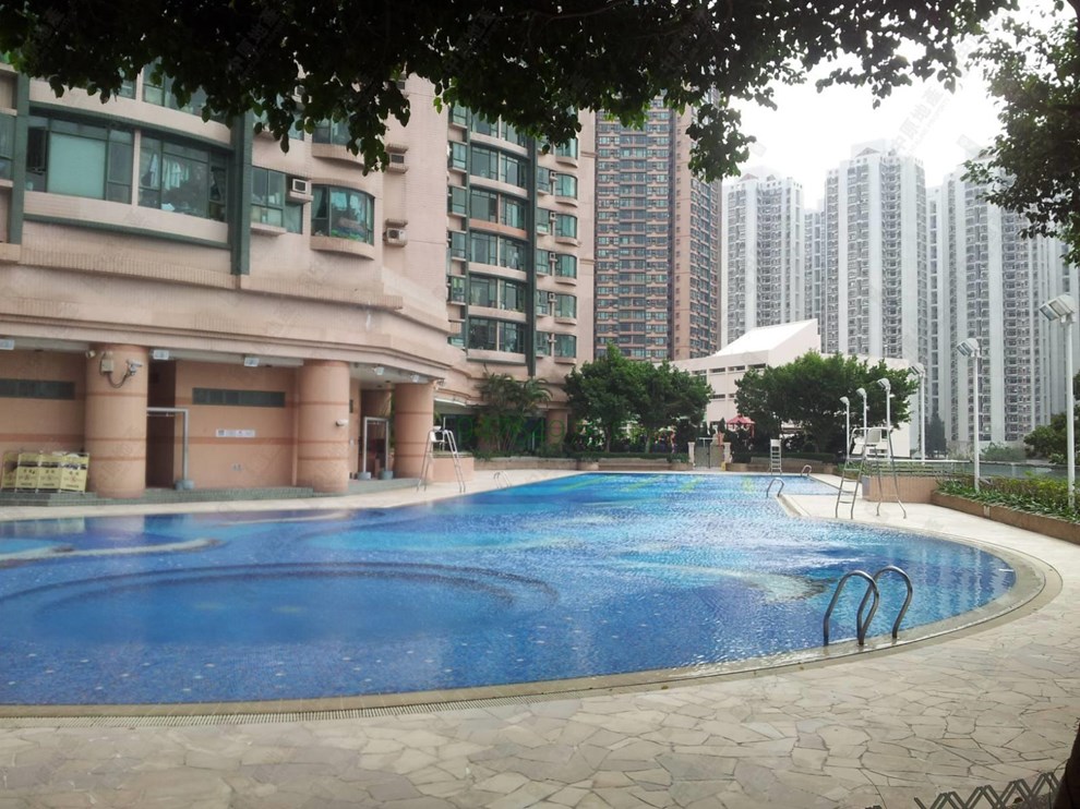 Club House/Facility-Swimming Pool