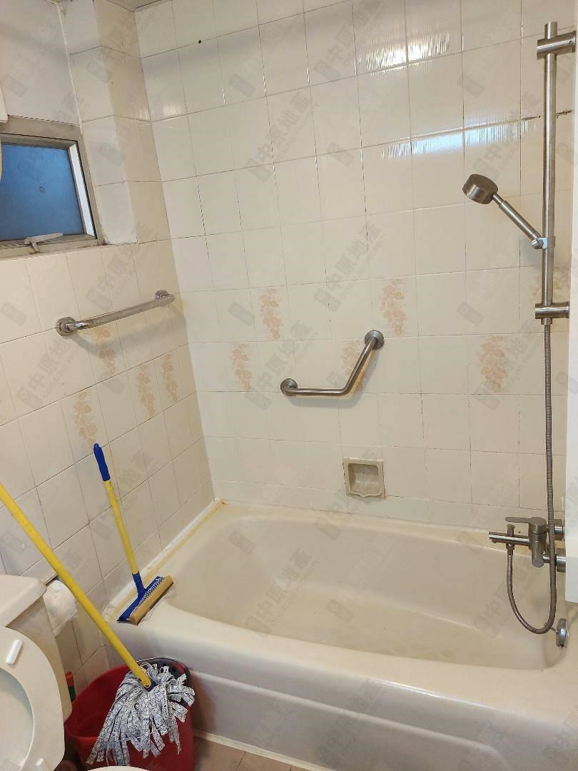 Unit Interior-Bathroom