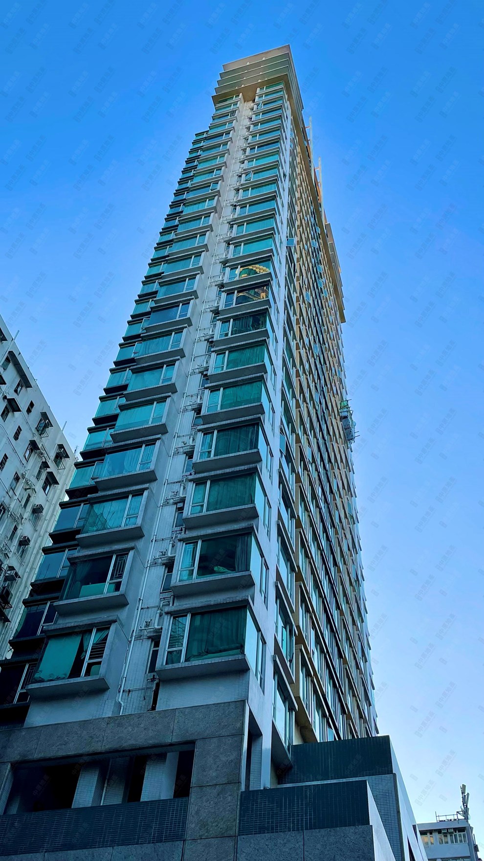 Building-Outlook