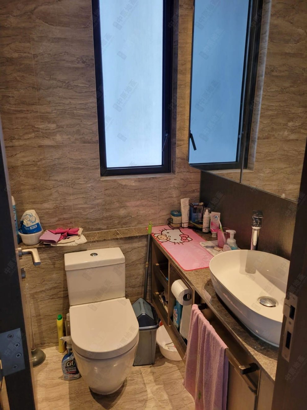 Unit Interior-Bathroom