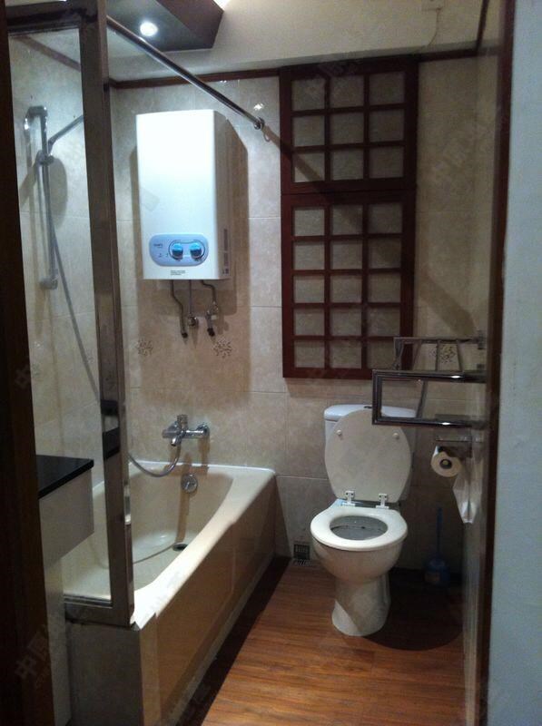 Unit Interior-Bathroom