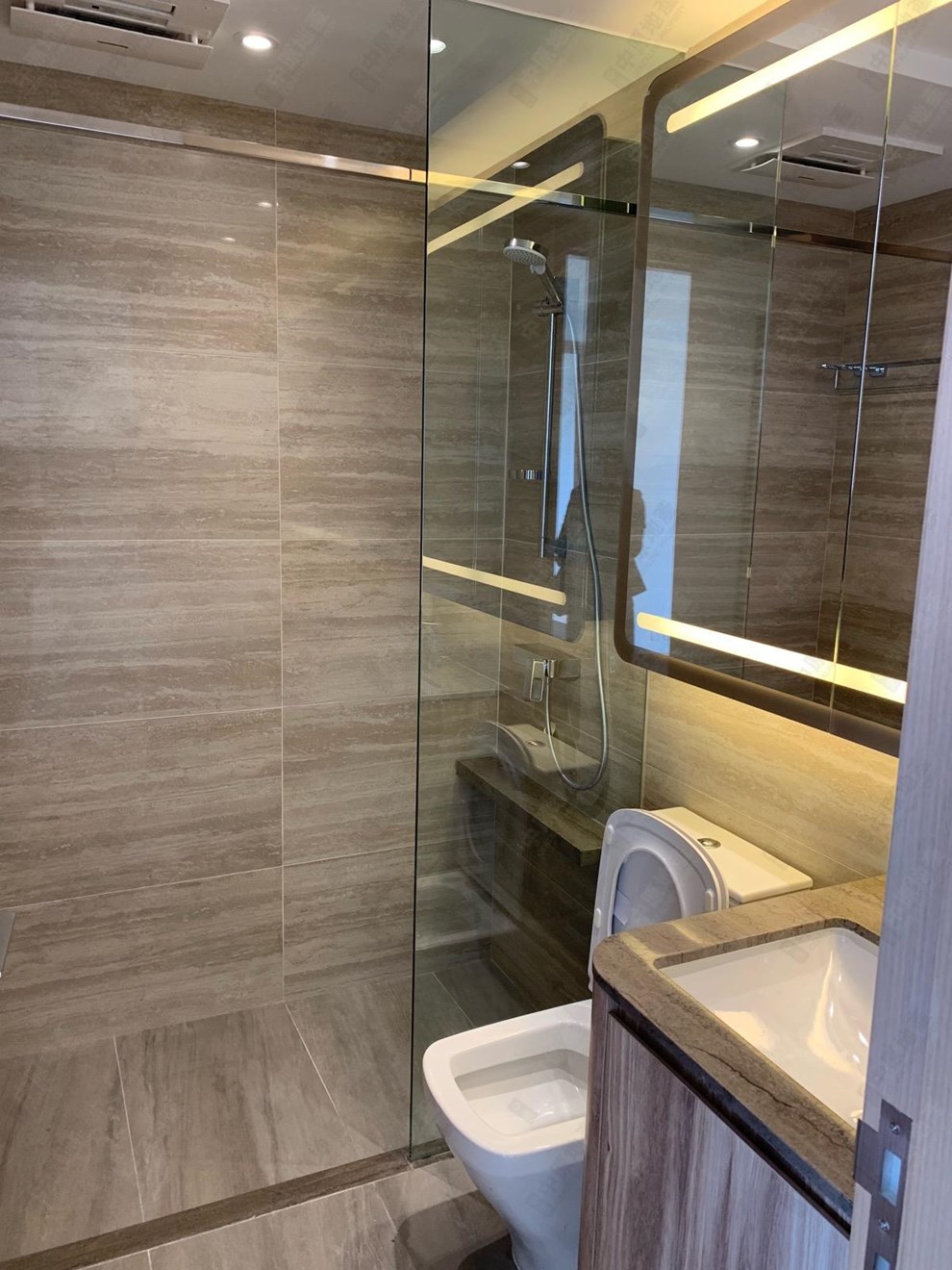 Unit Interior-Washroom