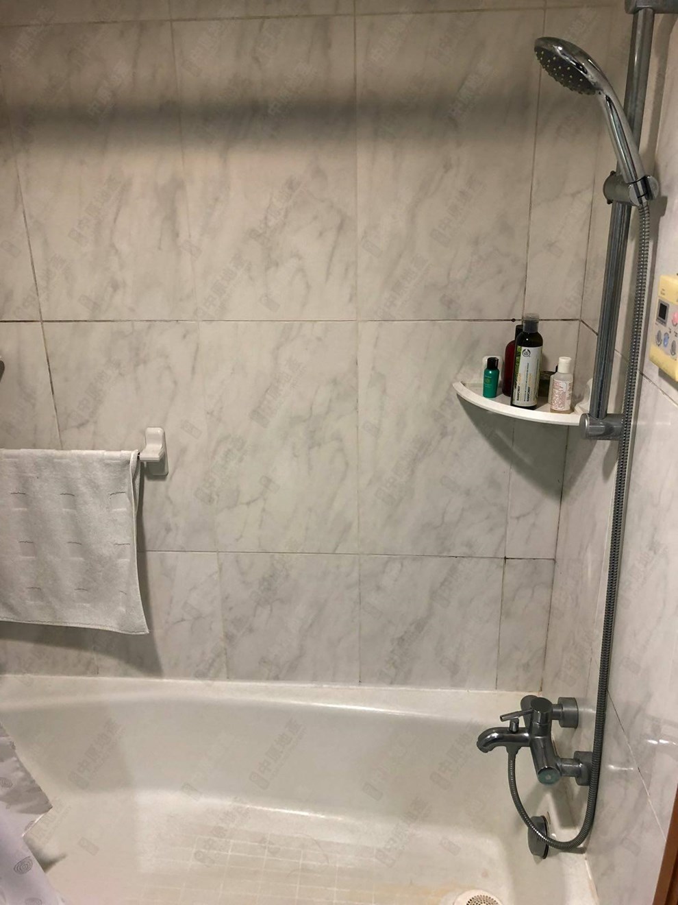 Unit Interior-Washroom