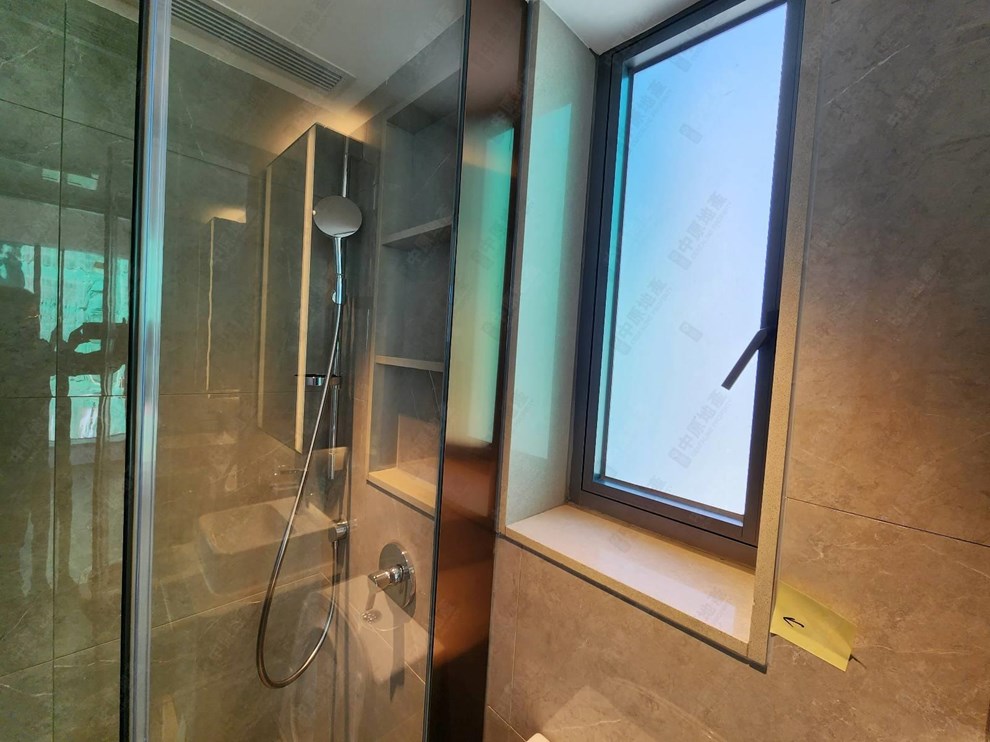 Unit Interior-Bathroom