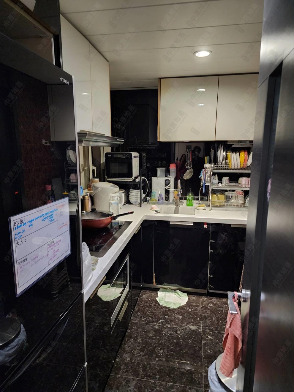 Unit Interior-Kitchen