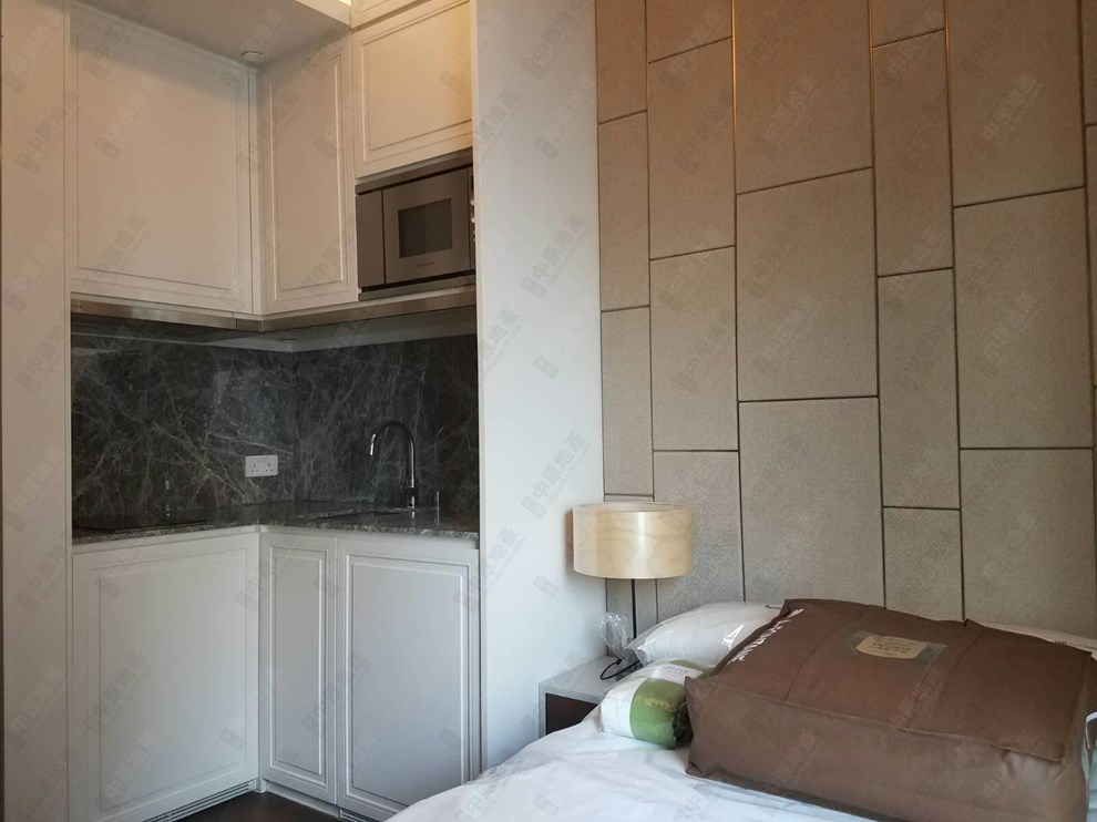Unit Interior-Kitchen