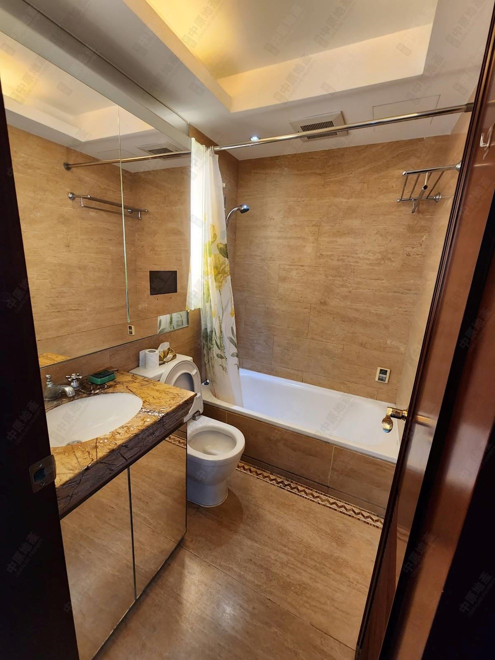 Unit Interior-Bathroom