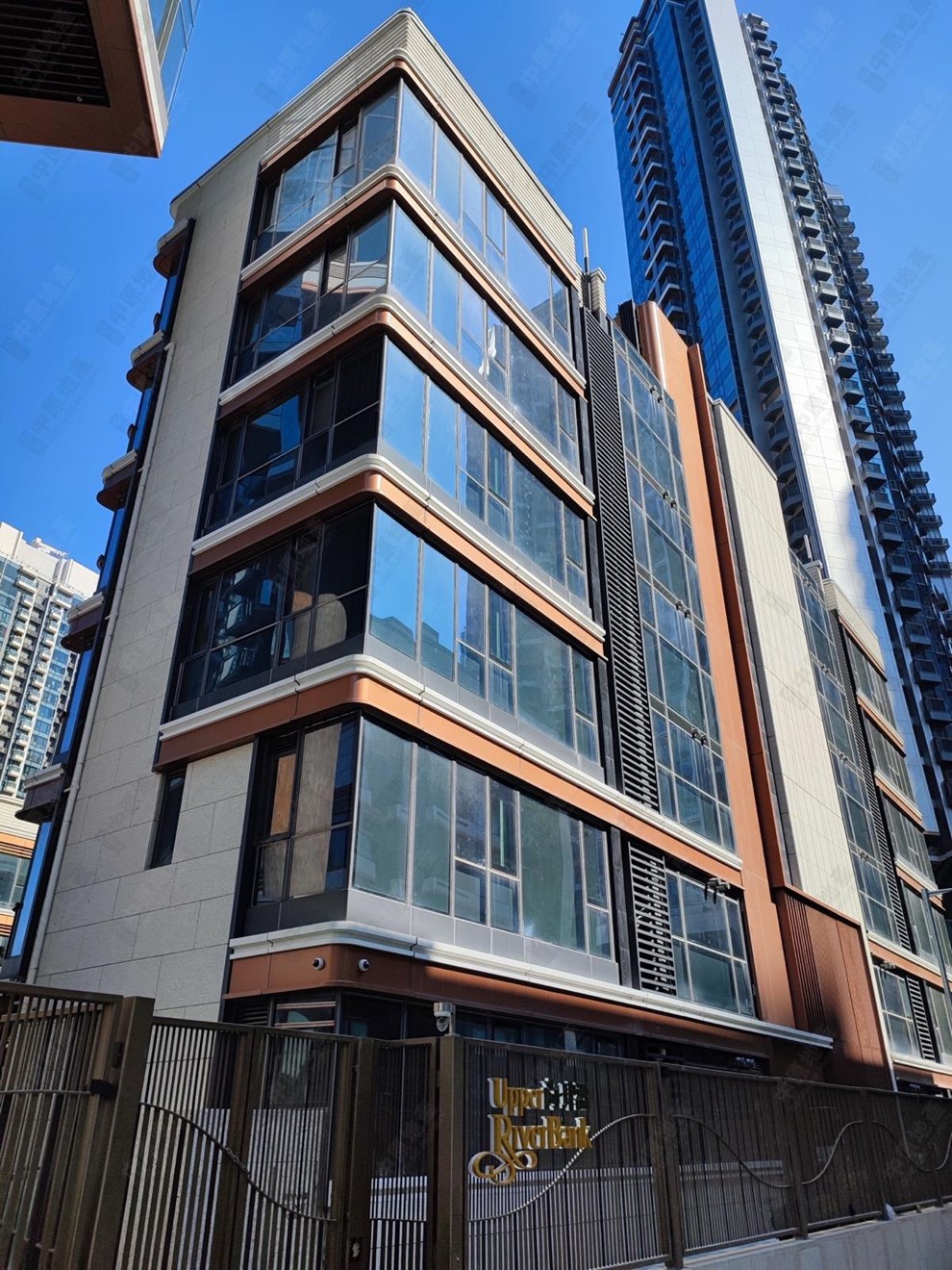 Building-Outlook