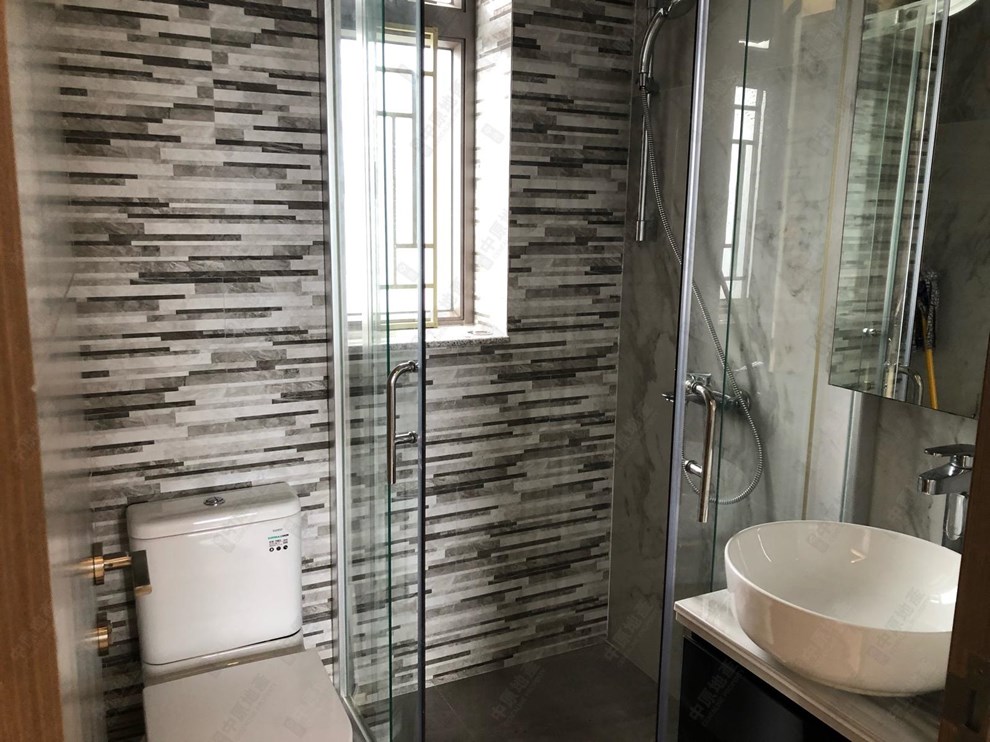 Unit Interior-Bathroom