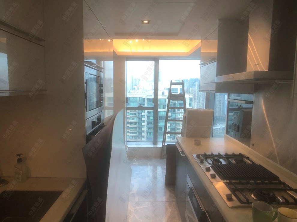 Unit Interior-Kitchen