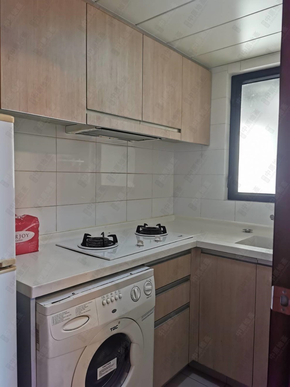 Unit Interior-Kitchen