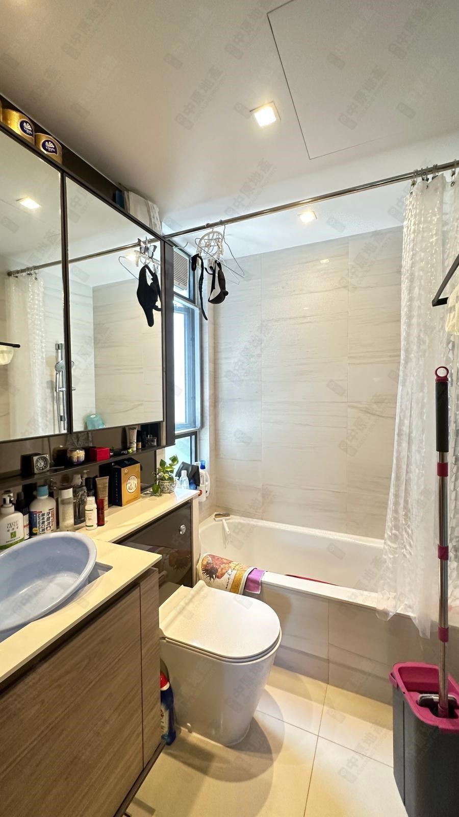 Unit Interior-Bathroom