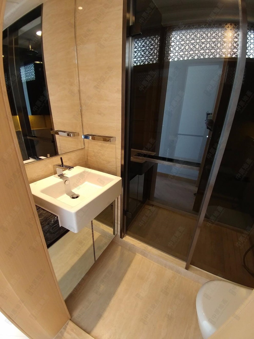 Unit Interior-Washroom