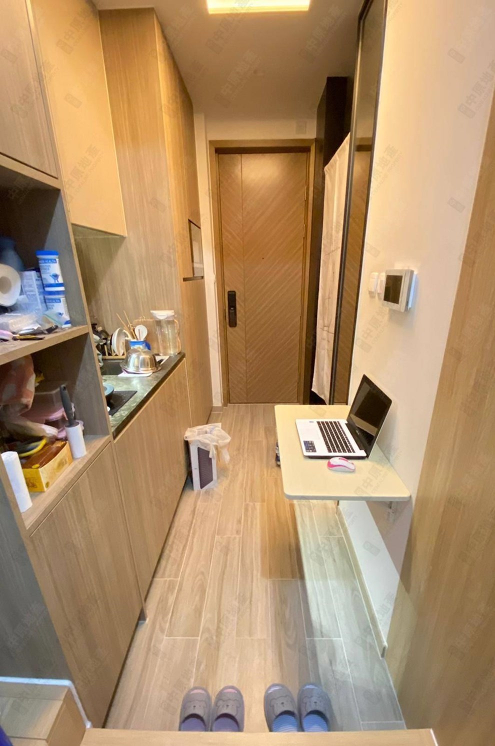 Unit Interior-Kitchen