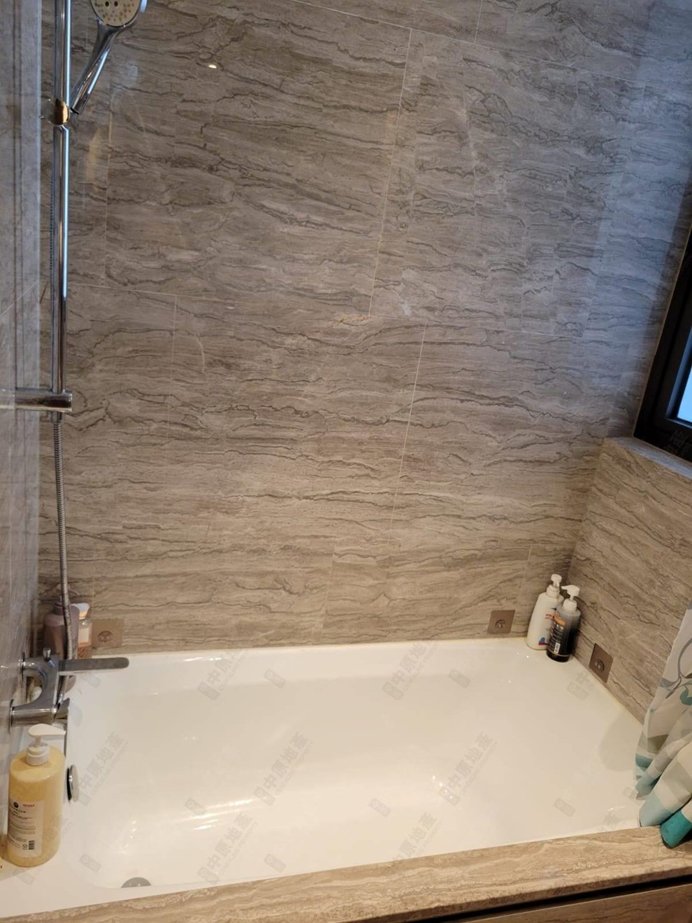 Unit Interior-Bathroom