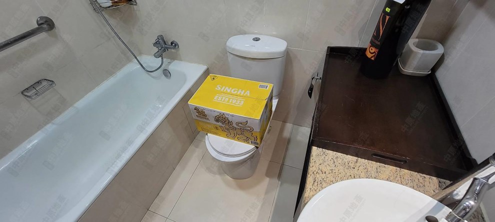 Unit Interior-Bathroom