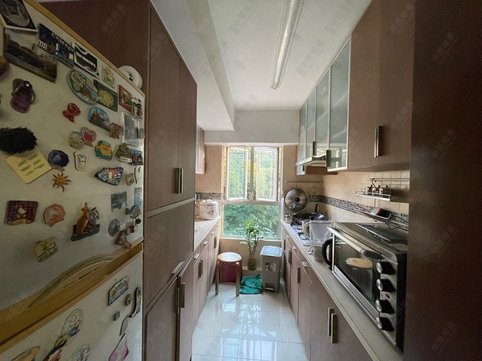 Unit Interior-Kitchen