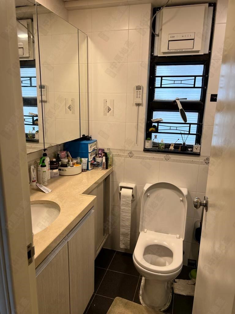 Unit Interior-Washroom