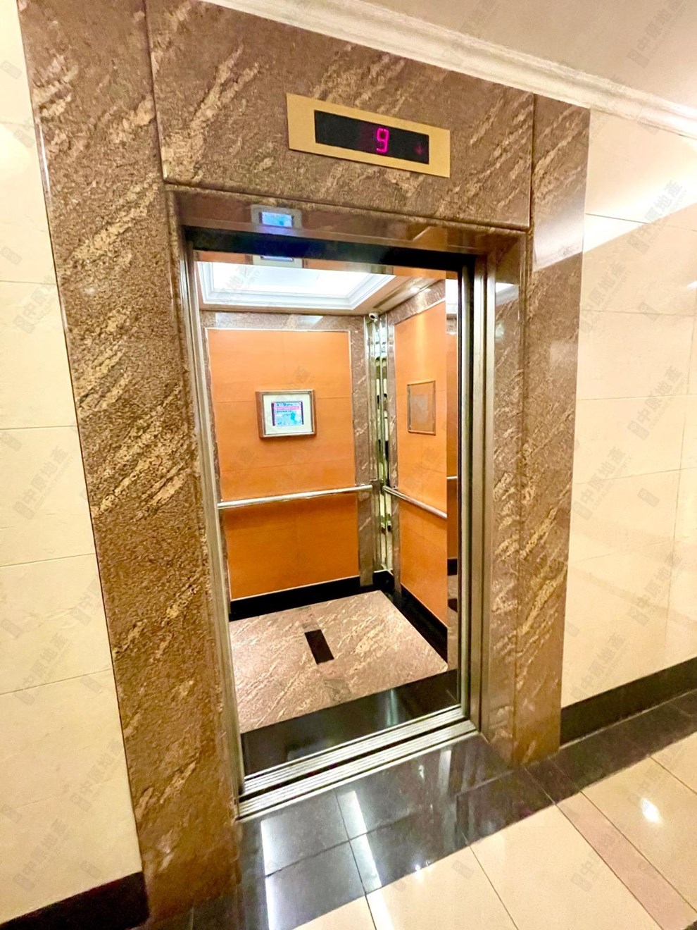 Building-Elevator
