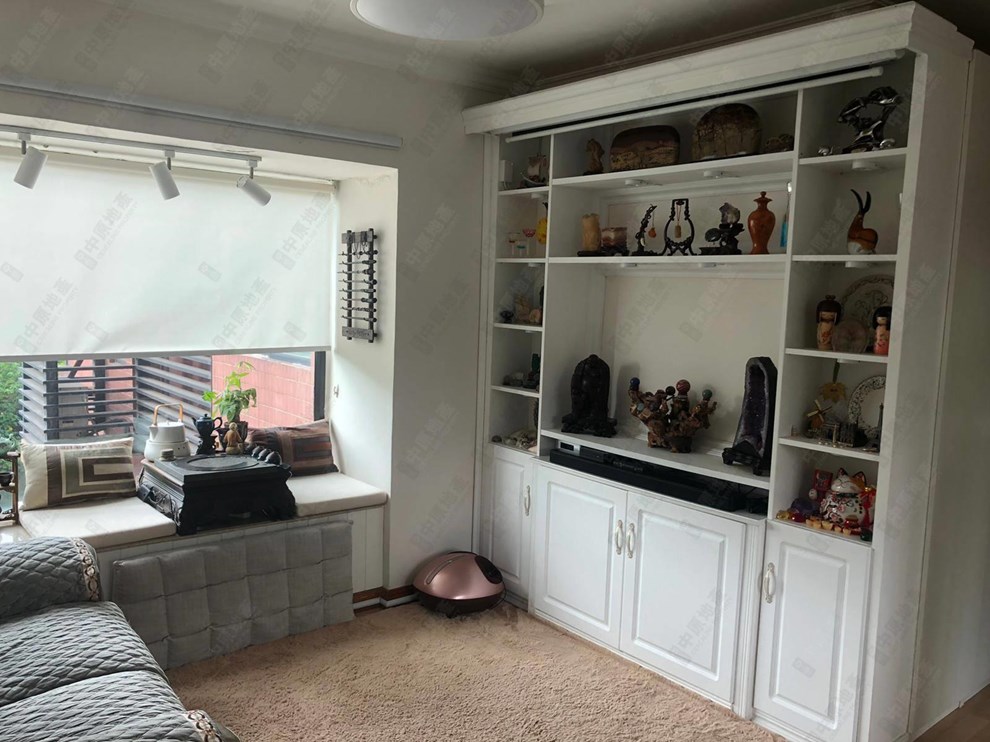Unit Interior-Dining Room