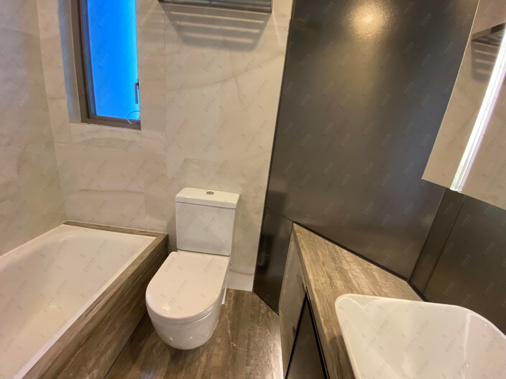 Unit Interior-Bathroom