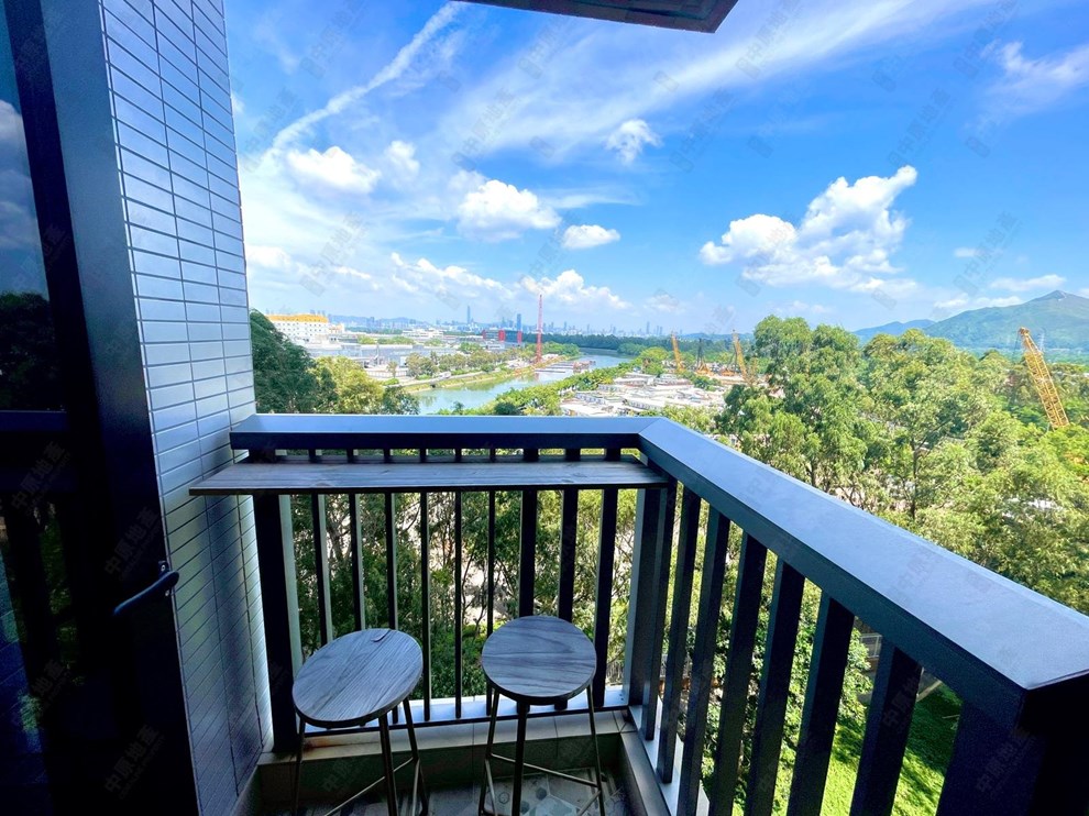 Unit Exterior-Balcony