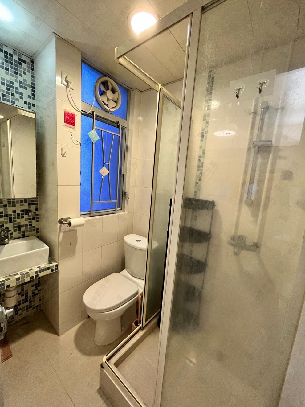 Unit Interior-Bathroom