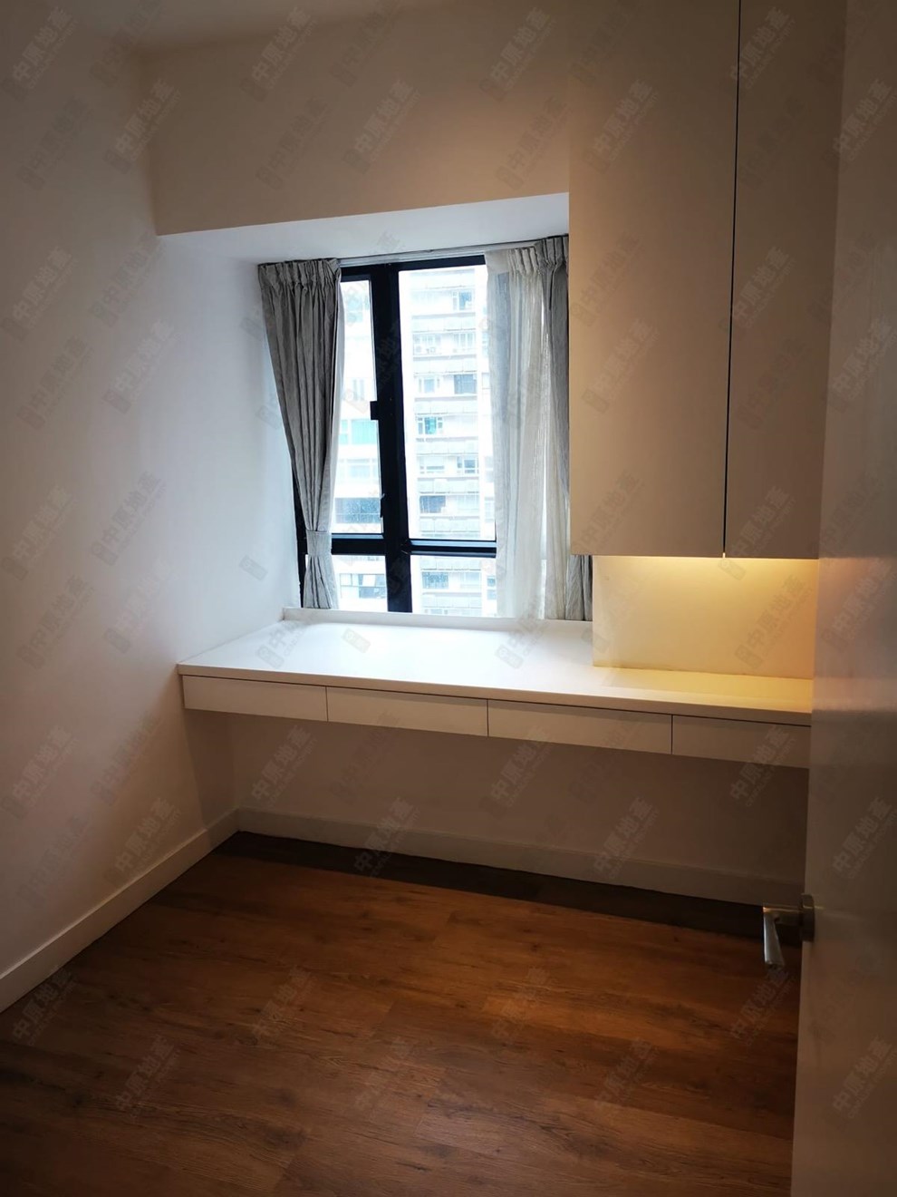 Unit Interior-Study Room
