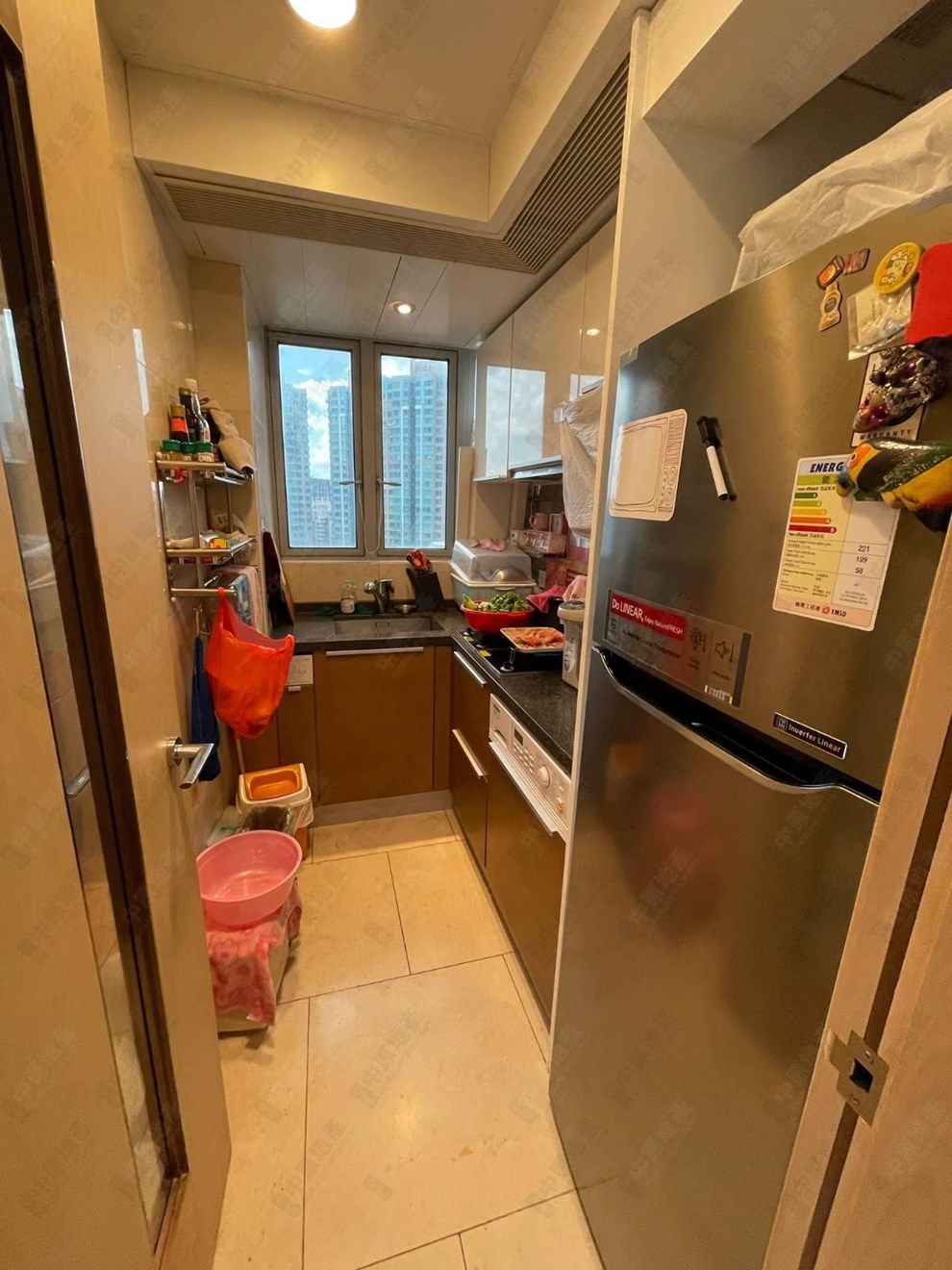 Unit Interior-Kitchen