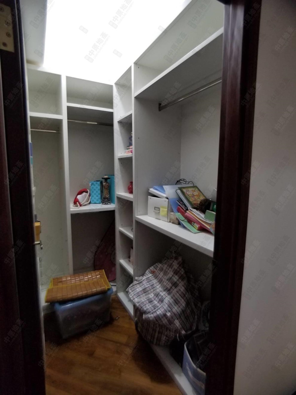 Unit Interior-Utility Room