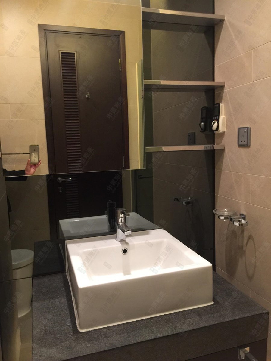 J RESIDENCE, Photo