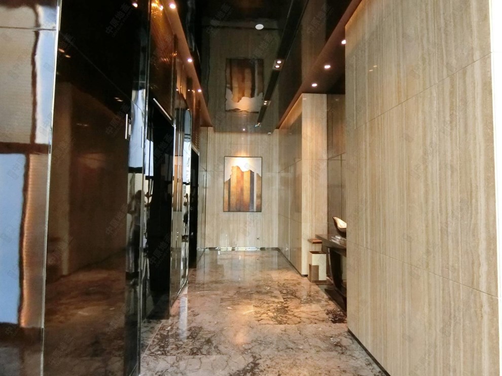 Building-Lobby