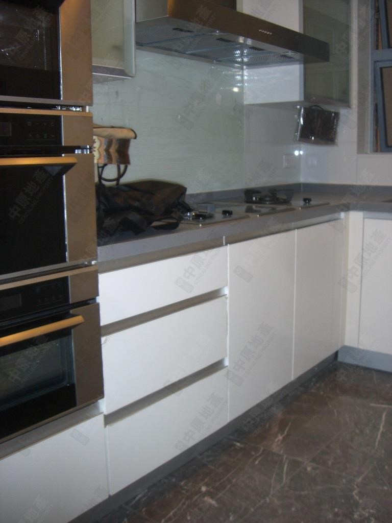 Unit Interior-Kitchen