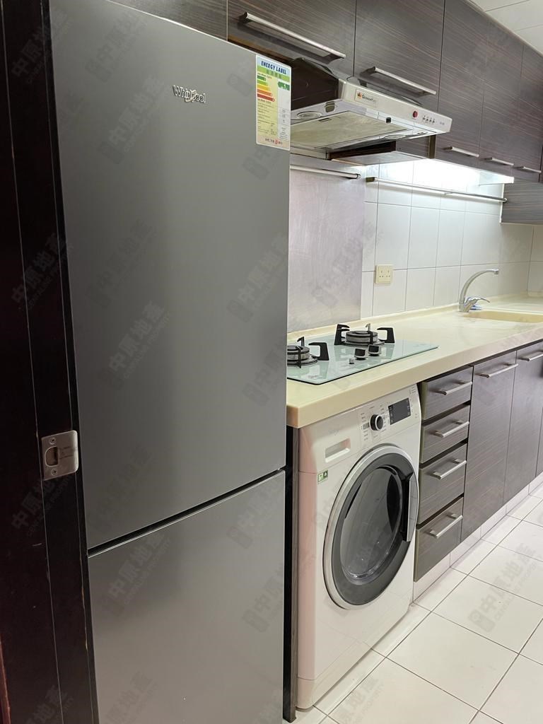 Unit Interior-Kitchen