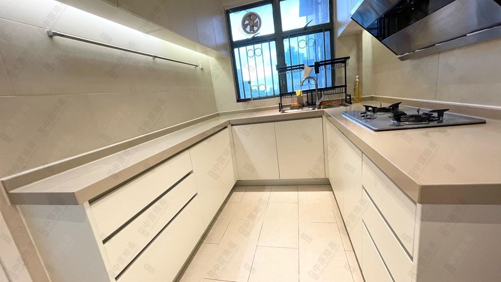 Unit Interior-Kitchen