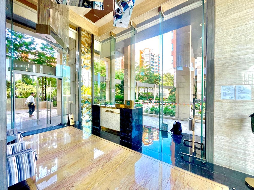 Building-Lobby